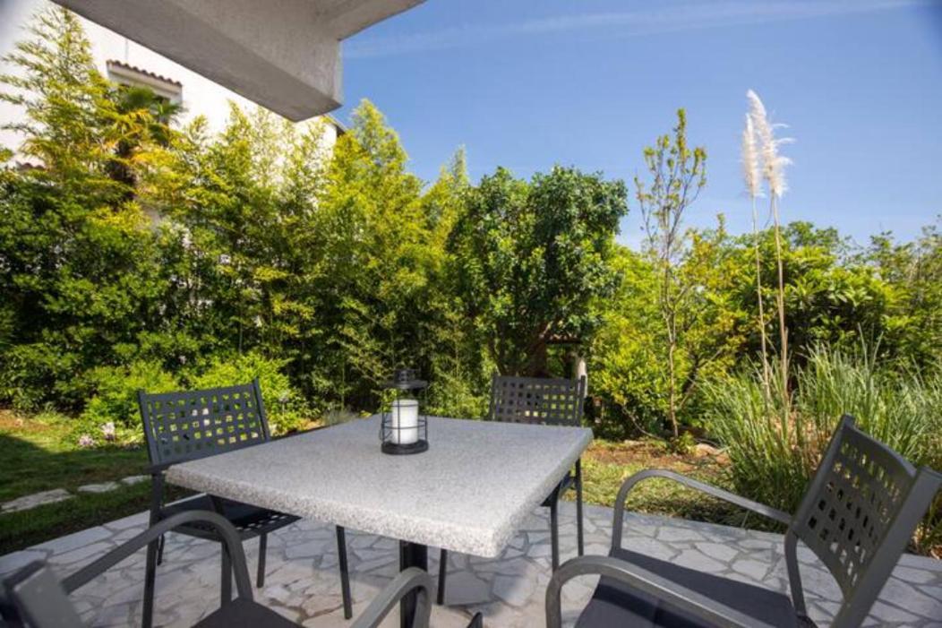 Ferienwohnung Secret Garden House Lovran Exterior foto